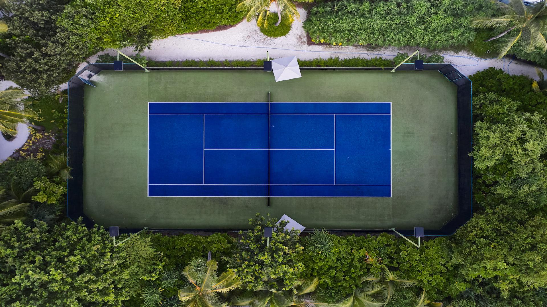 2103_Finolhu Maldives_Tennis Court