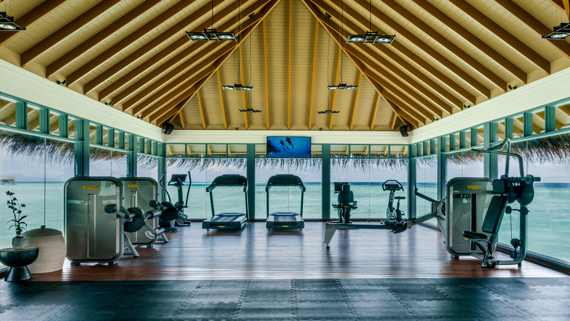 Overwater Gym